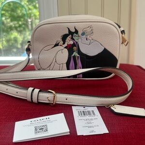 Disney X Coach Mini Jamie Camera
Bag Crossbody With Villains Motif